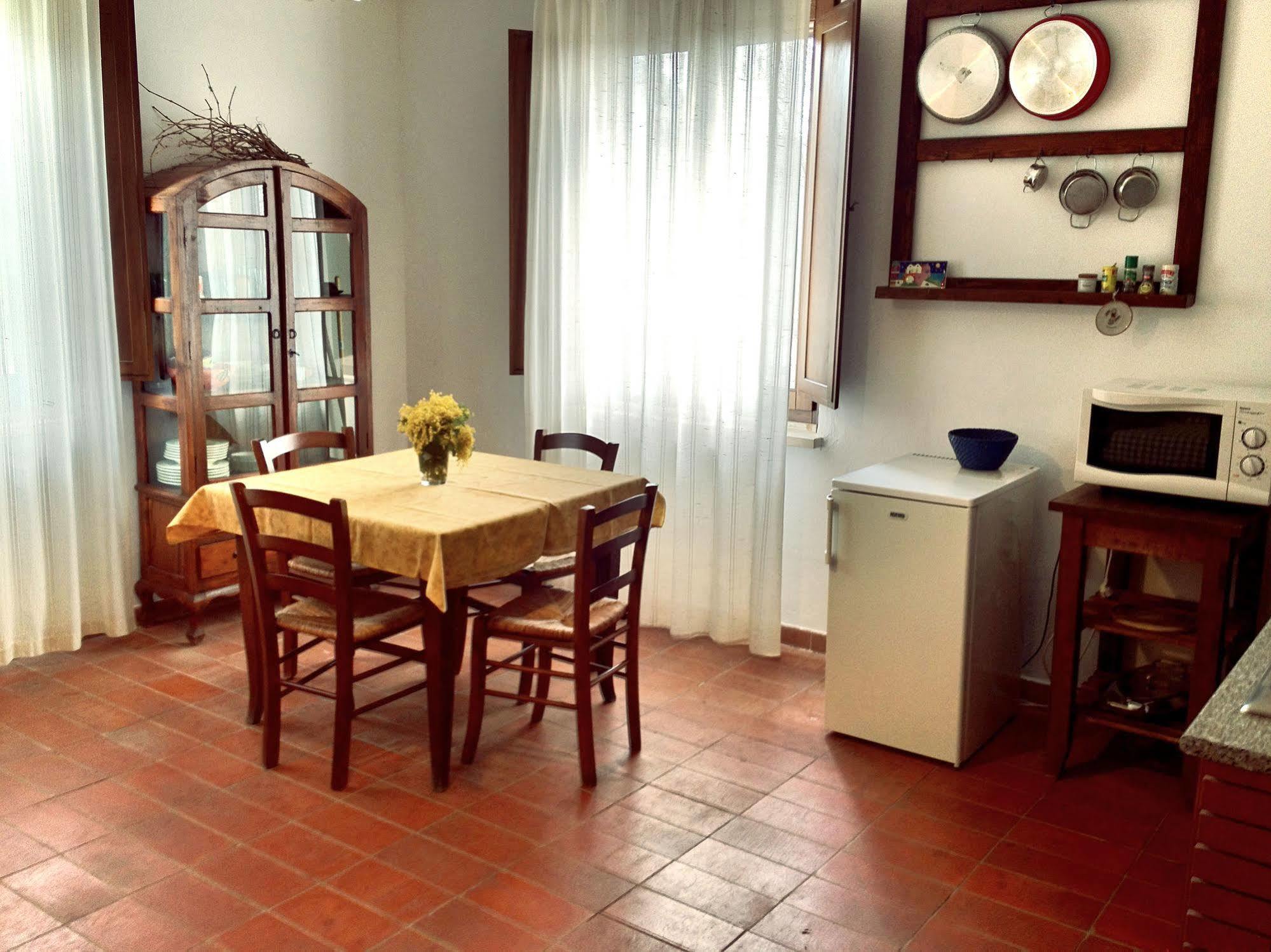 Casale Giancesare Guest House Capaccio ภายนอก รูปภาพ